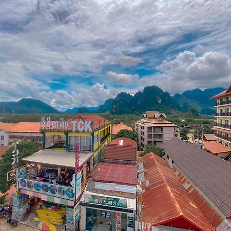 Golden Dragon House Vang Vieng Bed and Breakfast Buitenkant foto